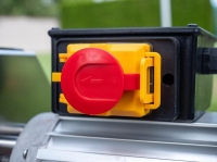 Drvi___Strend_Pro_EFC-2__na_ovocie__jablk_____550_W__1_lit.__200_kg_hod.__43x22x33_cm_5