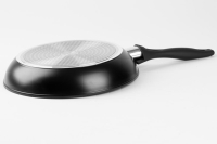 Panvica_MagicHome_Black_Line__24_cm_3