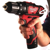 Skrutkovac_Milwaukee_M12_BPD-202C__2x2.0Ah__38Nm__s_priklepom_2