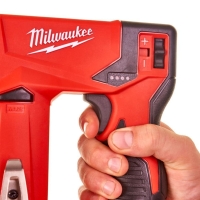 Sponkovacka_Milwaukee_M12_BST-0_4