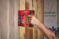 Sponkovacka_Milwaukee_M12_BST-202X__2x2.0Ah_5