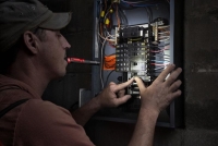 Svietidlo_Milwaukee_IPL-LED__100lm__2xAAA_3